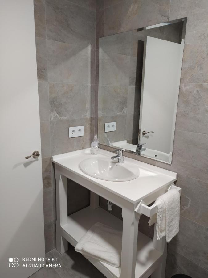 Hostal La Taurina Santa Olalla  Eksteriør billede